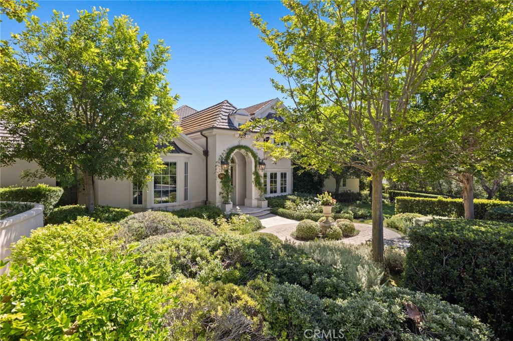 Hunt Club (HC) - Residential