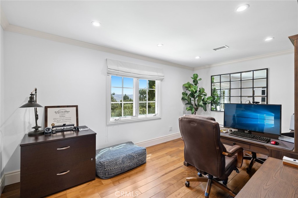 Hunt Club (HC) - Residential