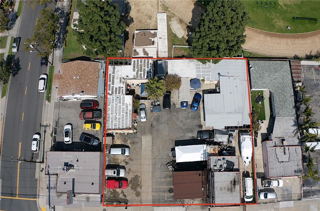 4313 Florence Avenue