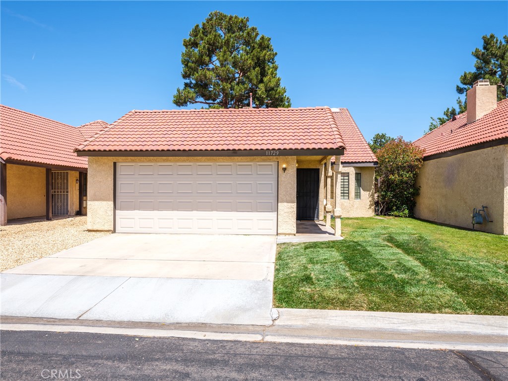 Photo 1 of 37 of 11729 Cottonwood Drive house
