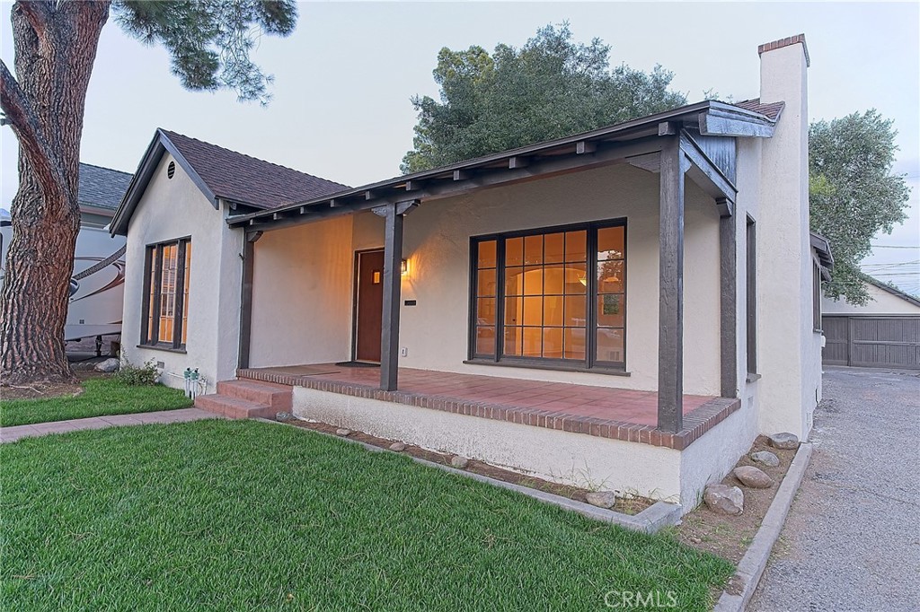 550 N 1st Avenue