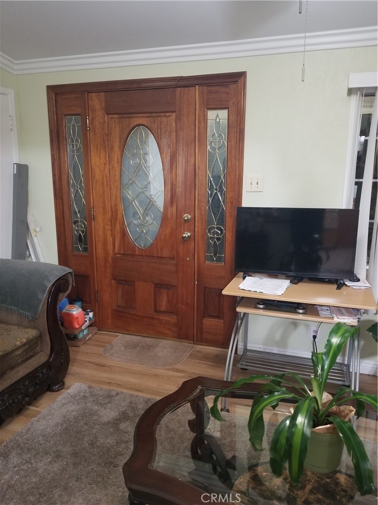Properties 2 2236 Broach Avenue