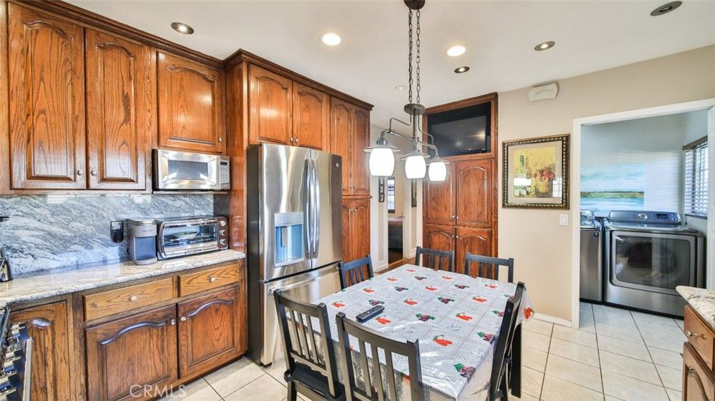 listing image 130728286865490087258