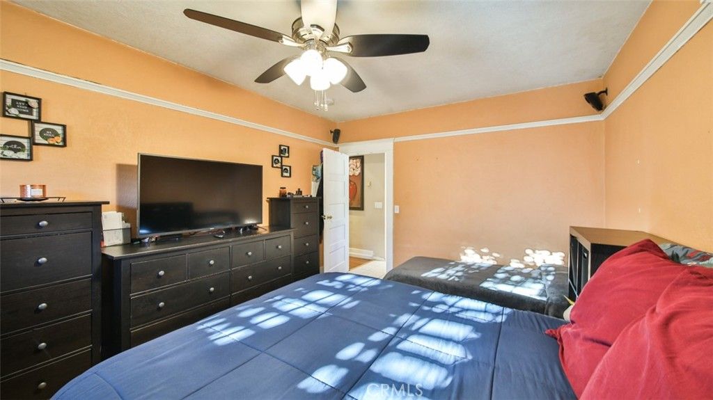 listing image 130727050553793144844