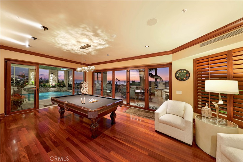 Ritz Cove (RC) - Residential