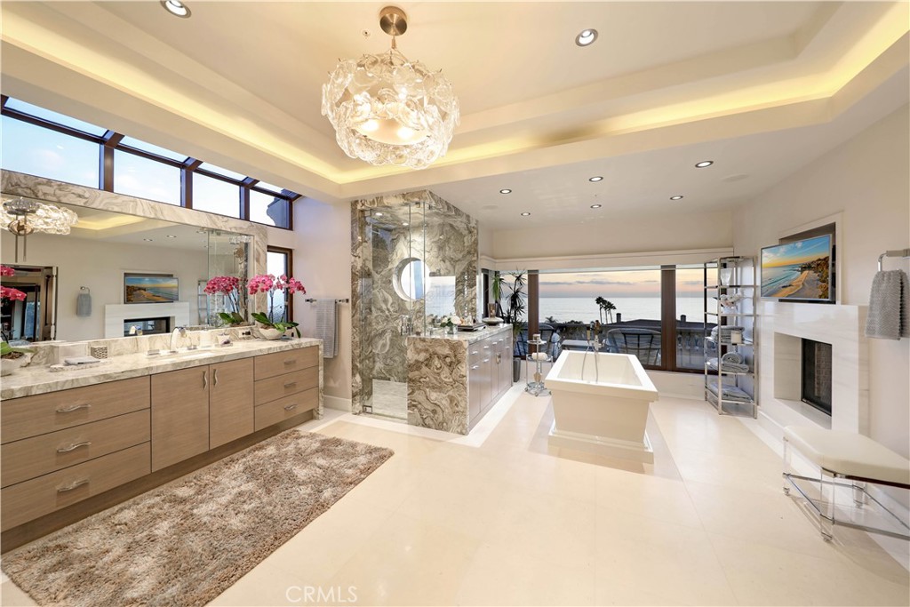 Ritz Cove (RC) - Residential