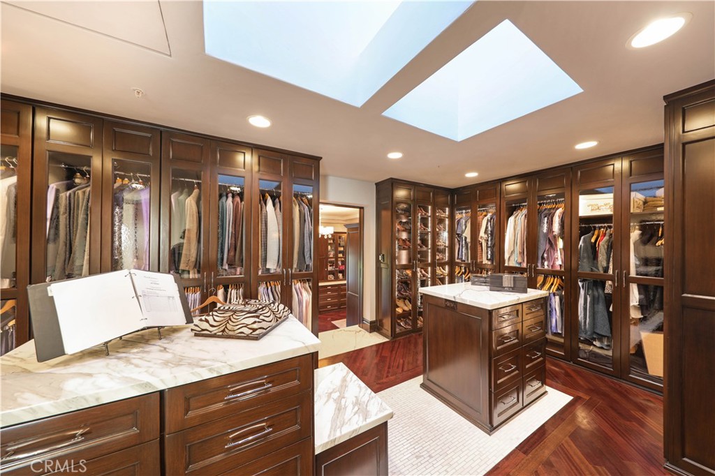 Ritz Cove (RC) - Residential