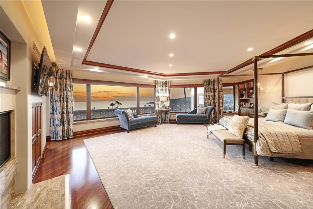 Ritz Cove (RC) - Residential