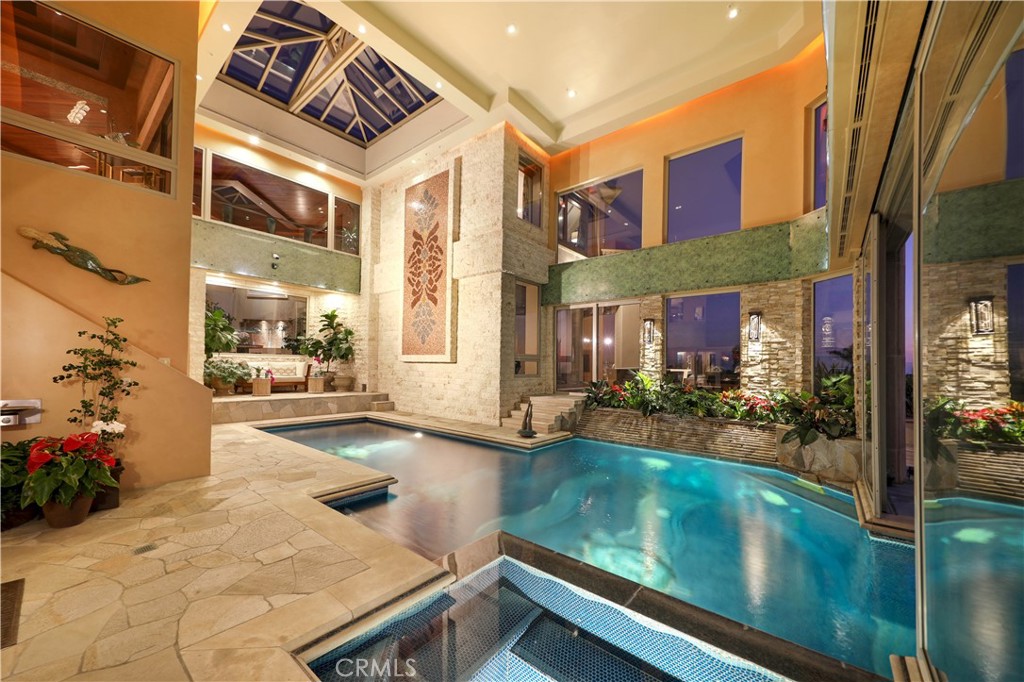 Ritz Cove (RC) - Residential