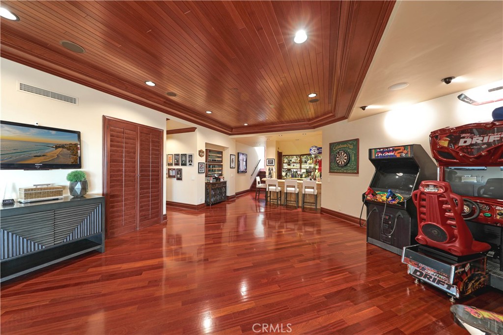 Ritz Cove (RC) - Residential