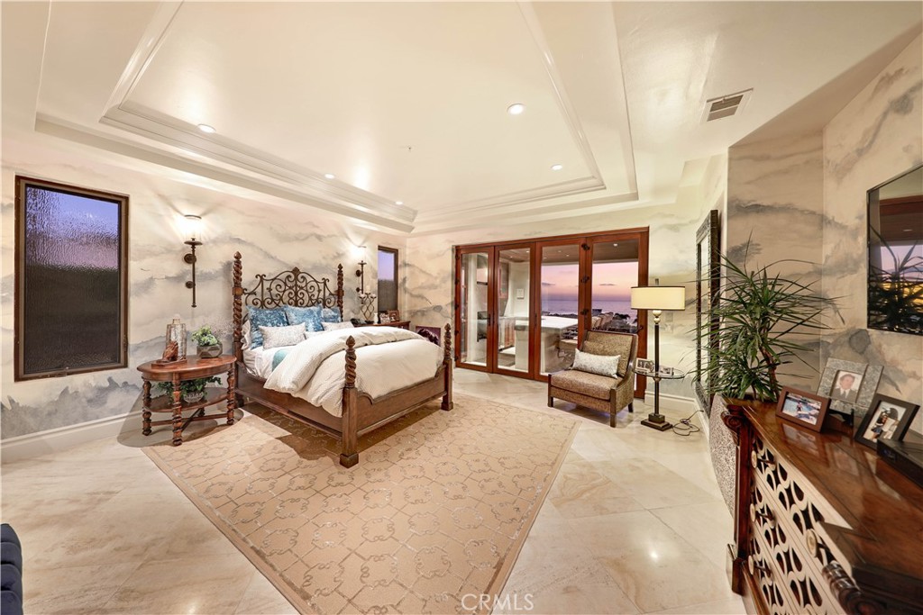 Ritz Cove (RC) - Residential