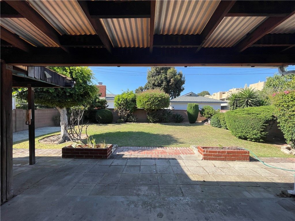 listing image 130725212492676348426