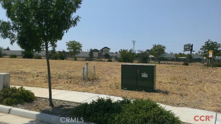 Great Highway Visibility. Large commercial C3 lot. Located in one of Paso Robles fastest growing commercial areas. Locate your business near a major gateway into the City of Paso Robles. This is a flat level lot, right next to Highway 46 East.