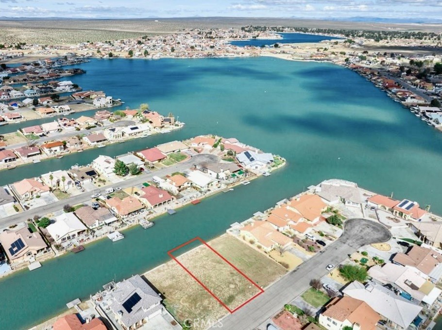 Discover the perfect opportunity to build your dream home, investment property, or vacation retreat in the scenic town of Helendale! Located in a peaceful and growing community, this lot provides easy access to Silver Lakes amenities, including golf courses, lakes, equestrian trails, and more. Whether you're looking for a personal oasis or a smart investment, this property has the potential to bring your real estate dreams to life. Don’t miss out on this incredible opportunity!