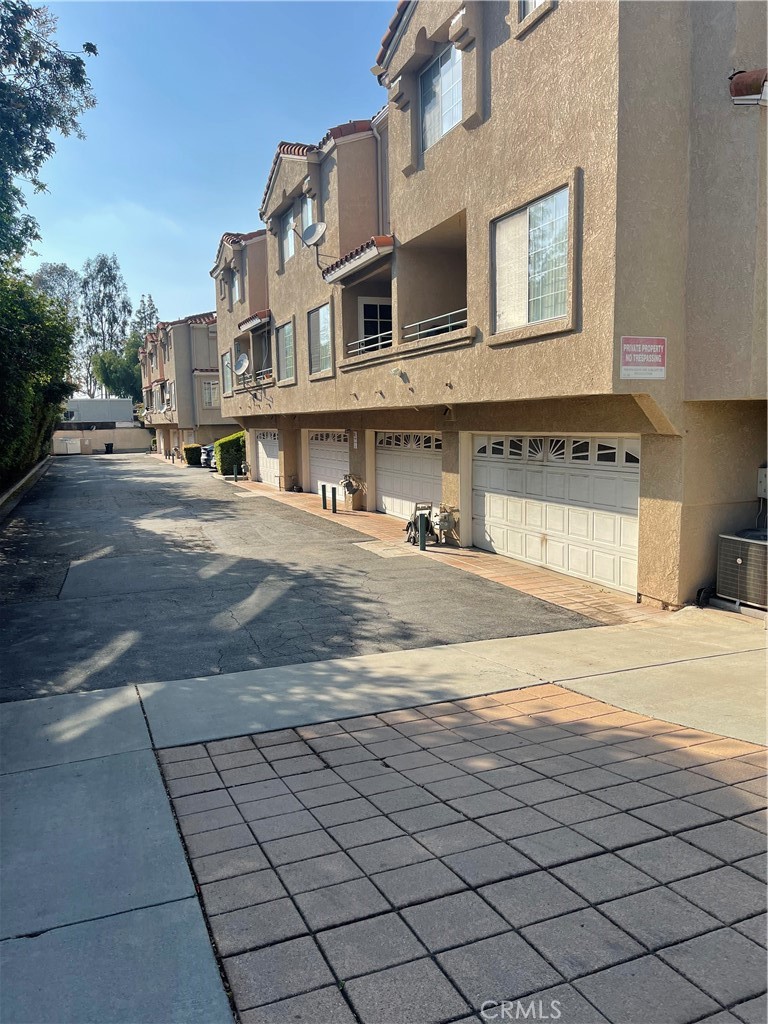 275 S San Dimas Canyon Road