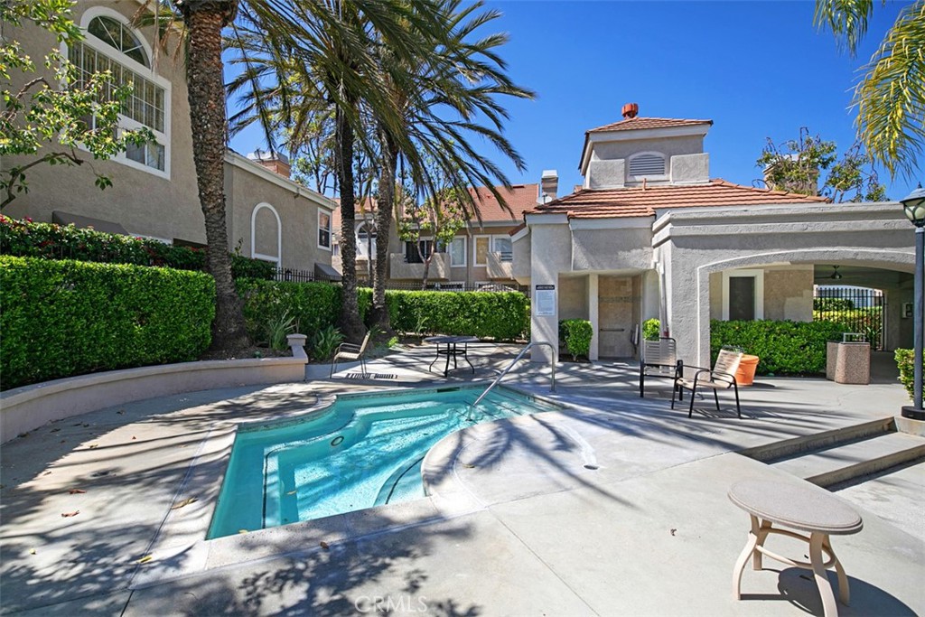 Expressions (RNE) - Residential Lease