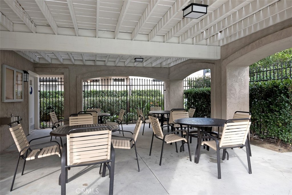 Expressions (RNE) - Residential Lease