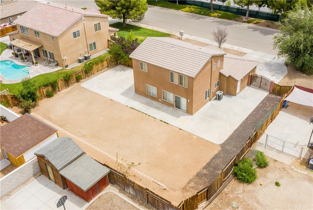 listing image 130722746777837398329