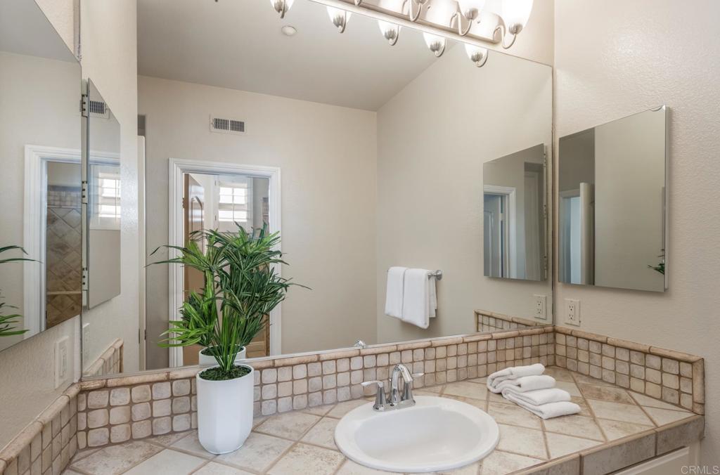 Photo 34 of 45 of 1601 Aryana Drive house