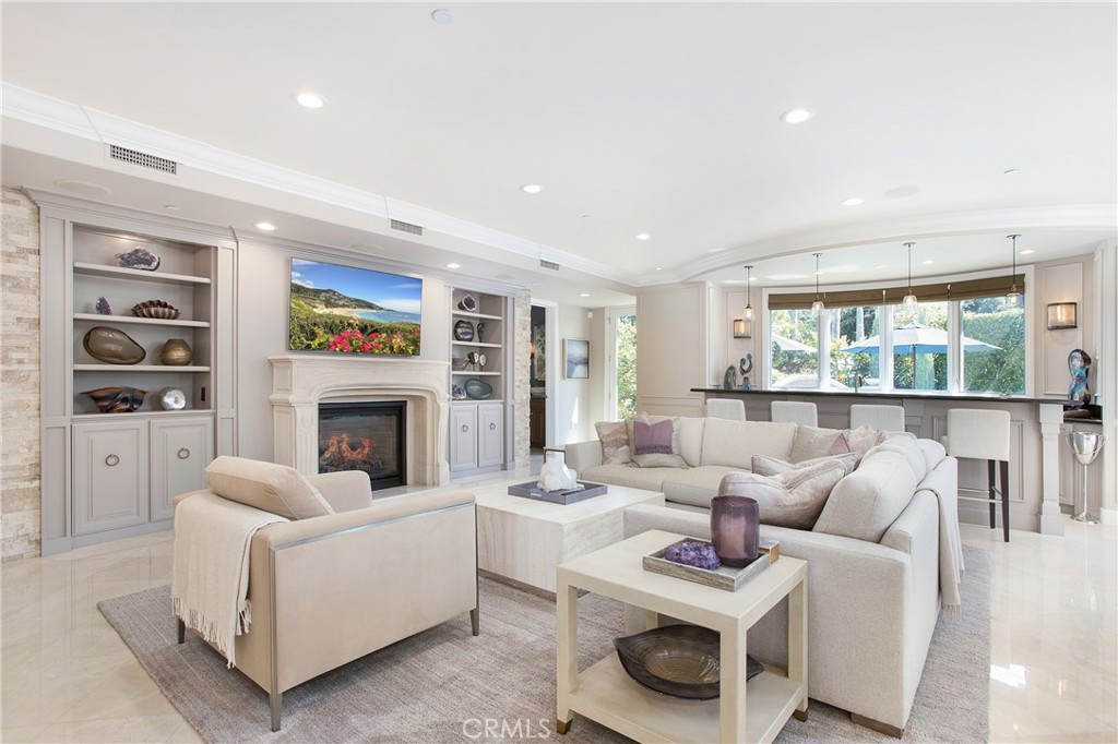 Ritz Cove (RC) - Residential