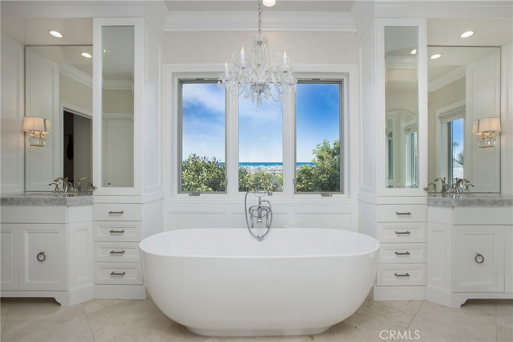 Ritz Cove (RC) - Residential