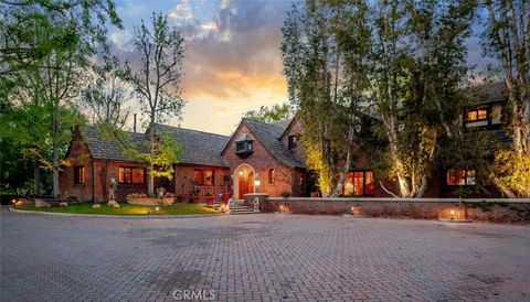 A home in Hidden Hills