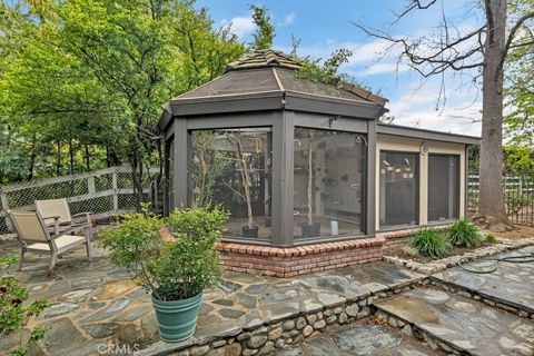 A home in Hidden Hills