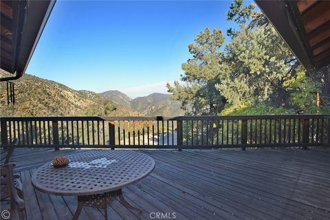 A home in Pine Mountain Club