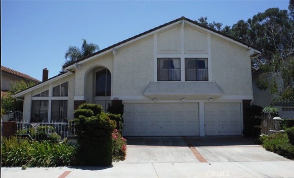 listing image 130721478857634249915