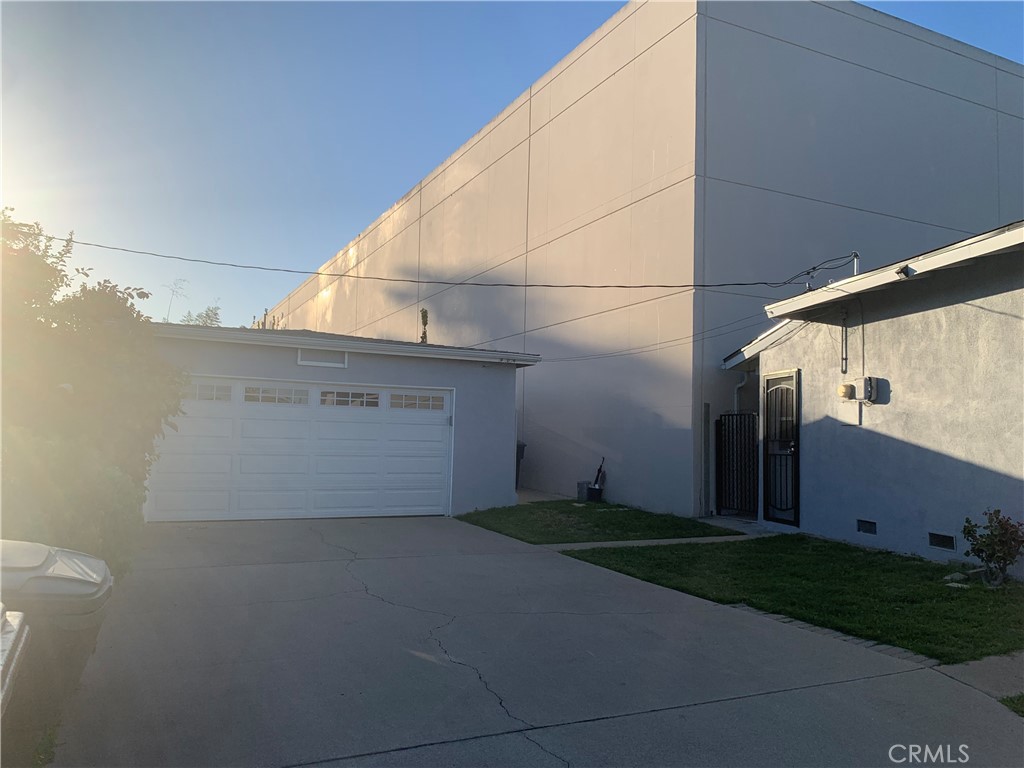 2665 Millet Avenue