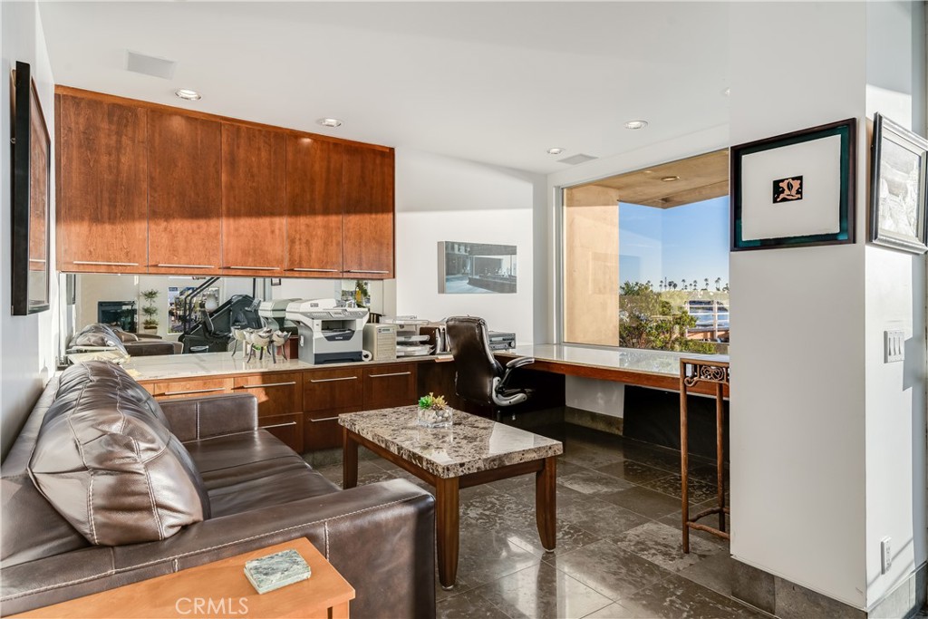Balboa Island - Main Island (BALM) - Residential Lease