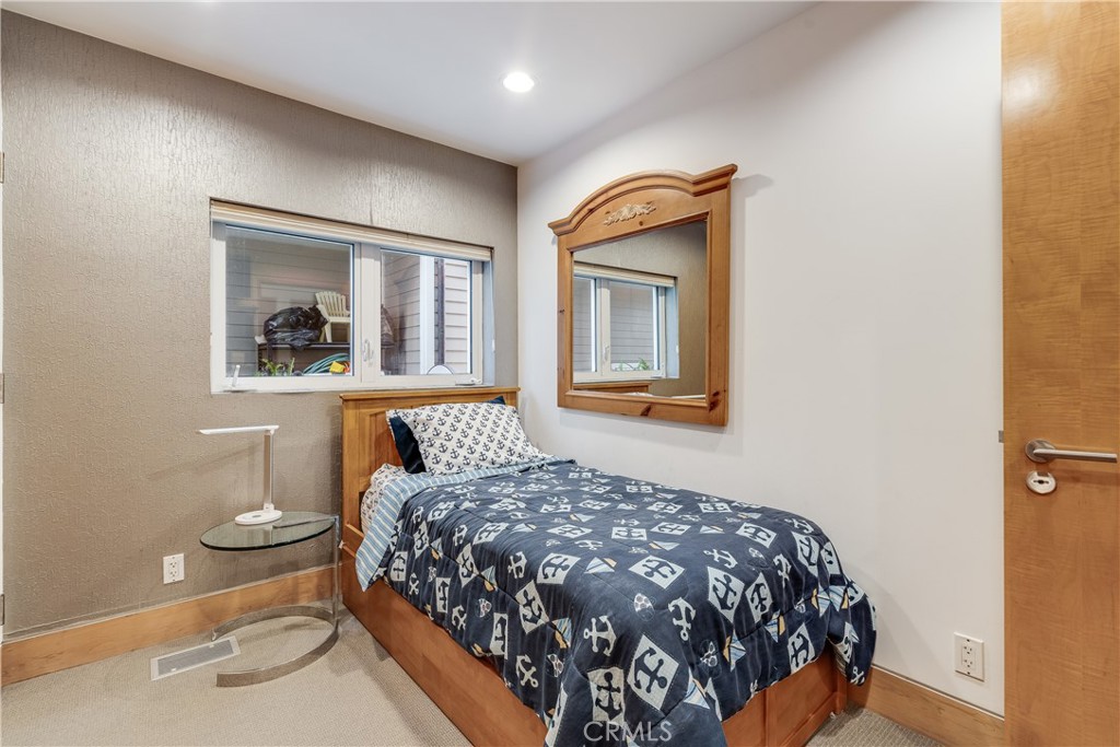 Balboa Island - Main Island (BALM) - Residential Lease