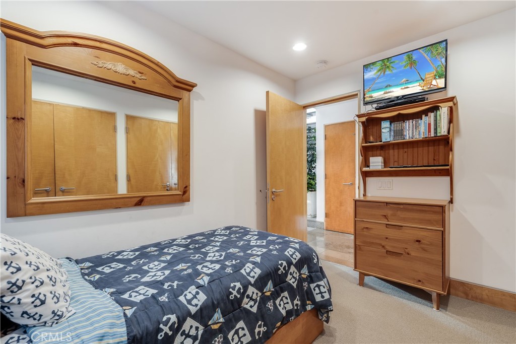 Balboa Island - Main Island (BALM) - Residential Lease