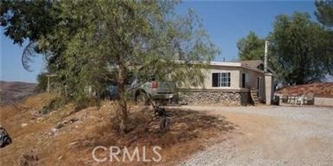 A home in Agua Dulce