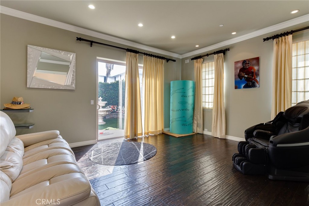 Admiralty Island (HADM) - Residential