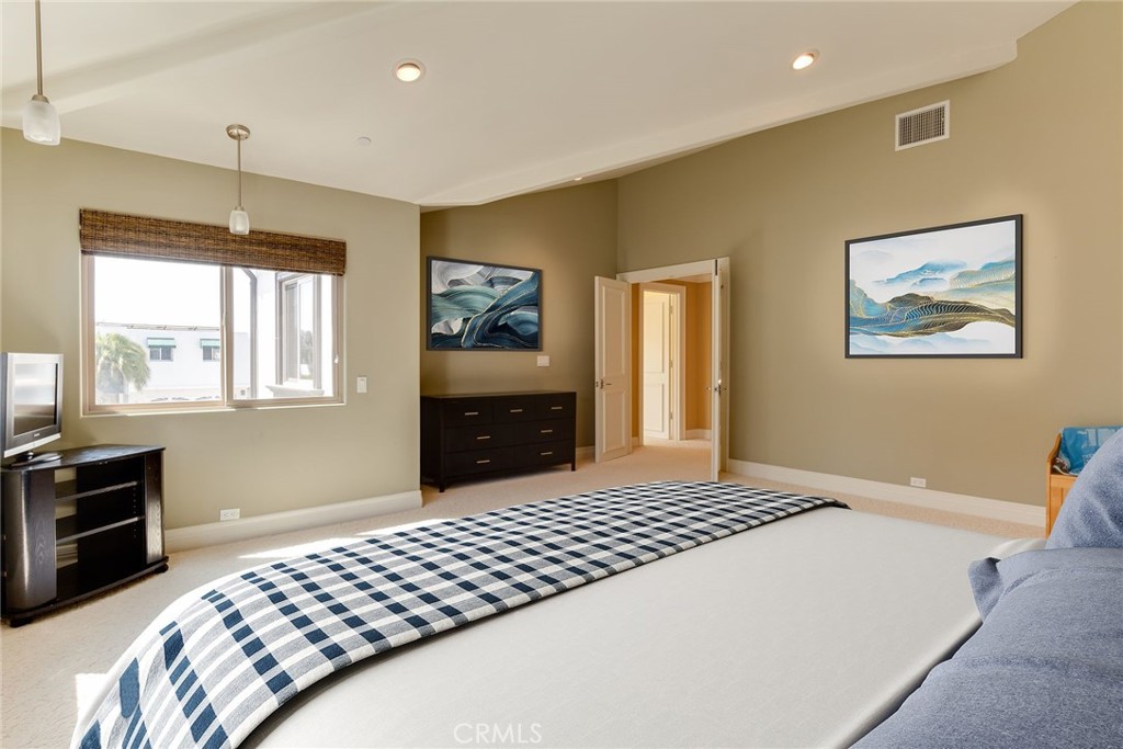 Admiralty Island (HADM) - Residential