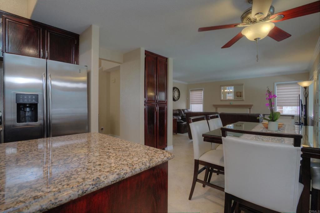 listing image 130727672824316749194