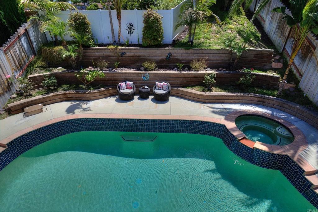 listing image 130724149176122565357