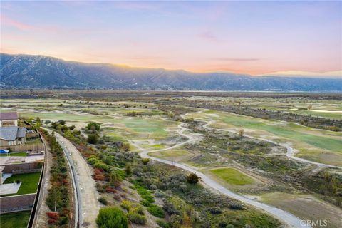 A home in Lake Elsinore