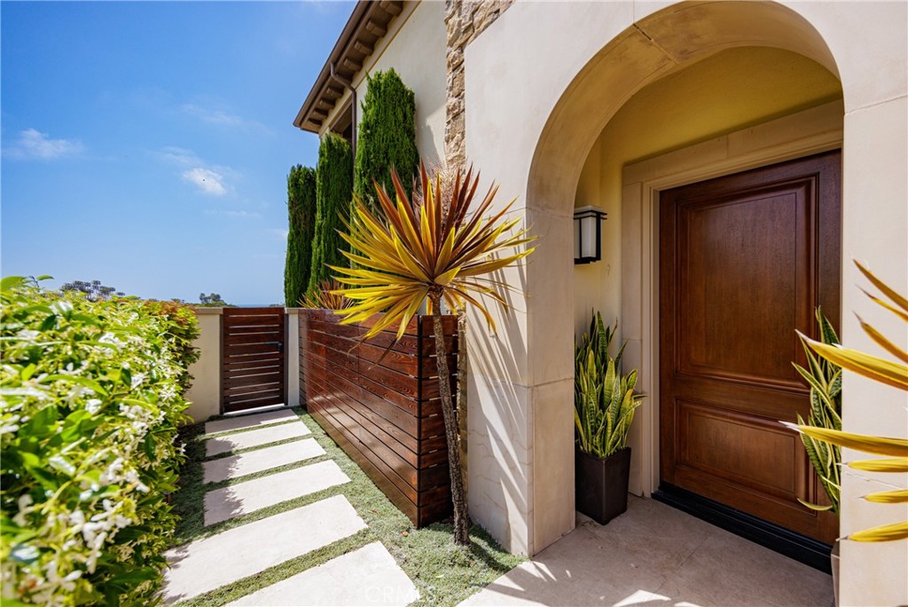 The Grand Monarch - Residential