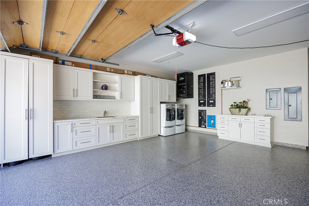 The Grand Monarch - Residential