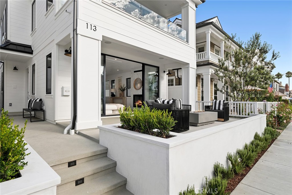 113 Topaz Avenue