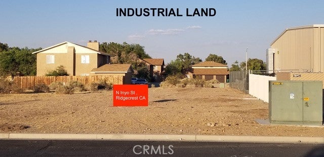 0 N Inyo Street
