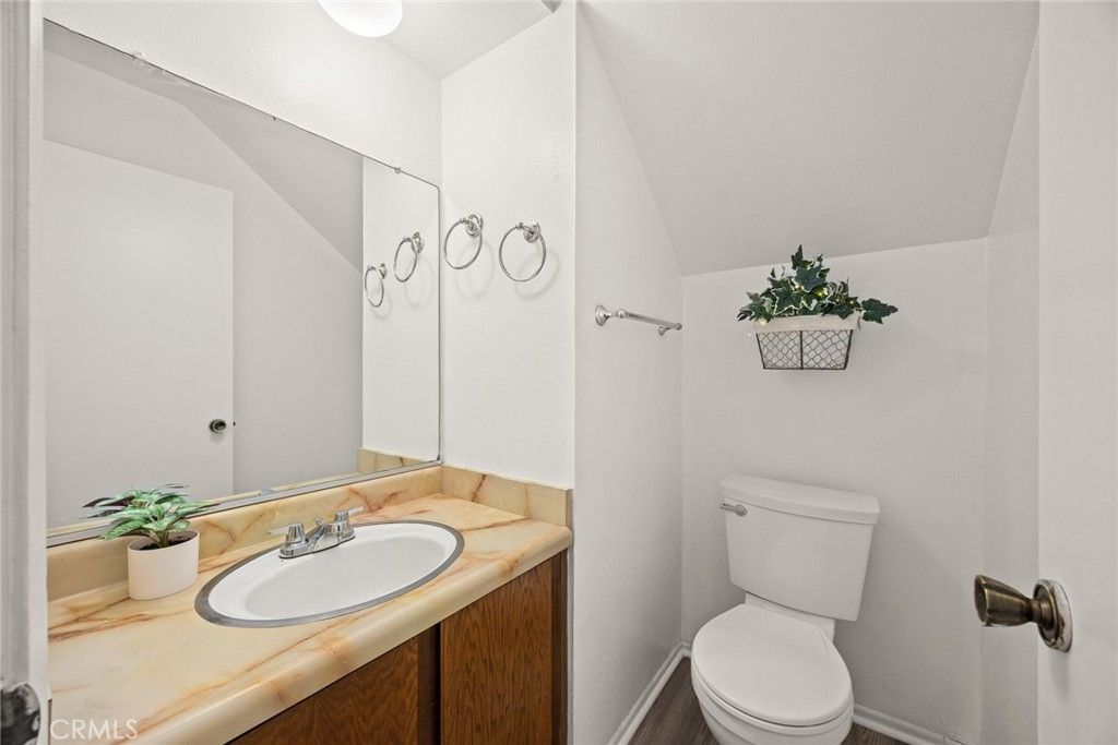 listing image 130725085347216067035