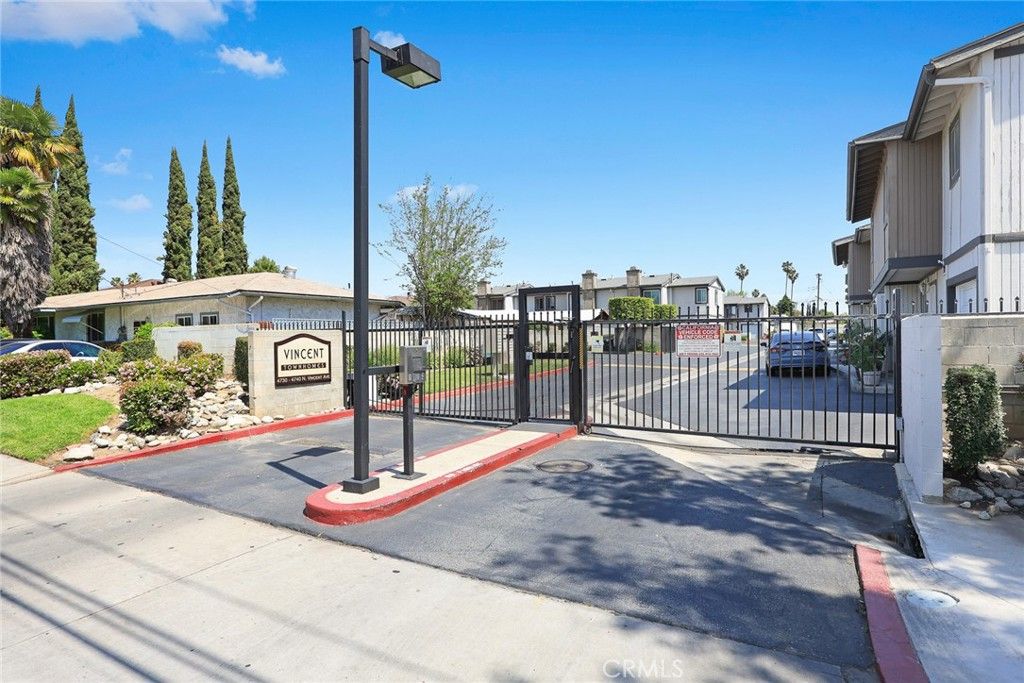 listing image 130729718500634288024
