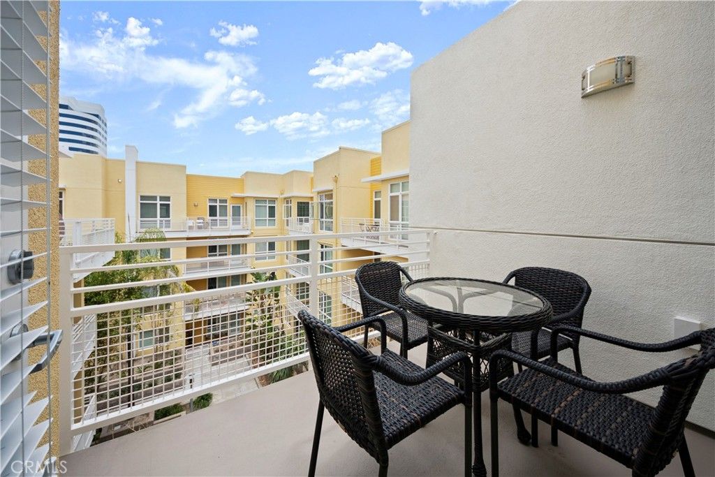 listing image 130721612202424537611