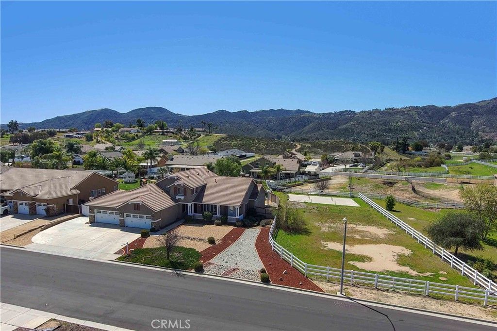 listing image 61