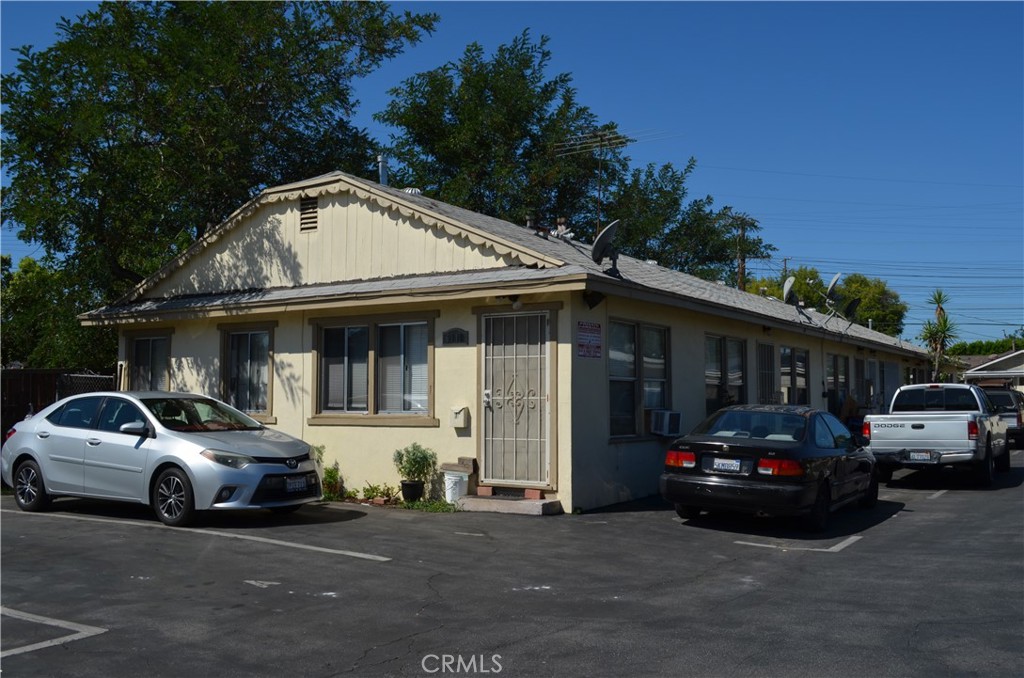 Properties 1 6711 Tujunga Avenue