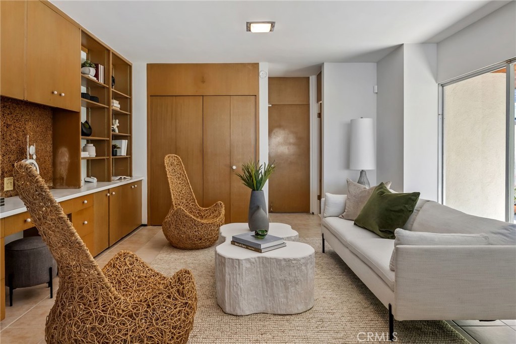 Harbor Island (HARI) - Residential