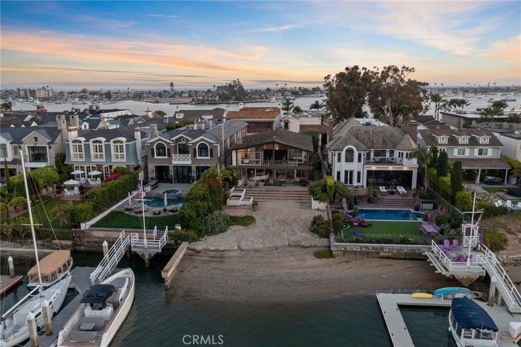 Harbor Island (HARI) - Residential